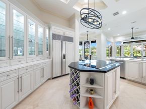 531 Coconut Palm Ter, Plantation FL 33324
