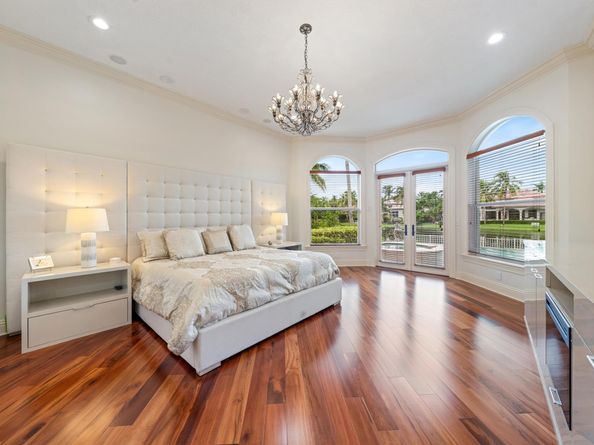 531 Coconut Palm Ter, Plantation FL 33324