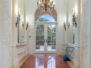 531 Coconut Palm Ter, Plantation FL 33324