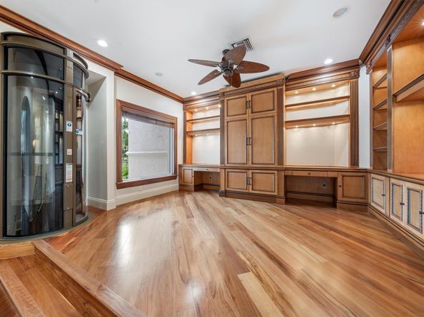 531 Coconut Palm Ter, Plantation FL 33324