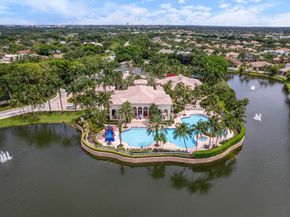 531 Coconut Palm Ter, Plantation FL 33324