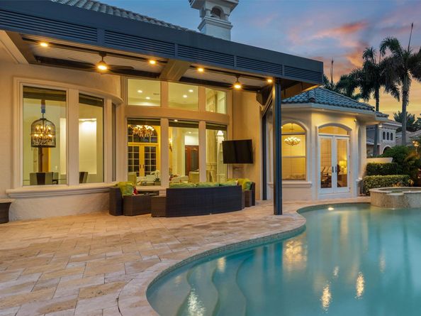 531 Coconut Palm Ter, Plantation FL 33324
