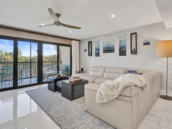 240 Captains Walk 510, Delray Beach FL 33483