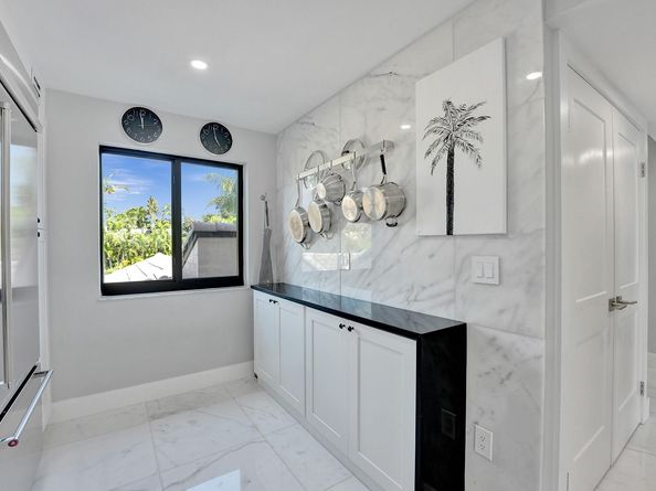 240 Captains Walk 510, Delray Beach FL 33483
