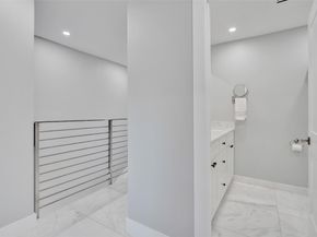 240 Captains Walk 510, Delray Beach FL 33483