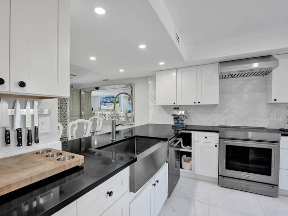 240 Captains Walk 510, Delray Beach FL 33483