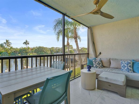 240 Captains Walk 510, Delray Beach FL 33483