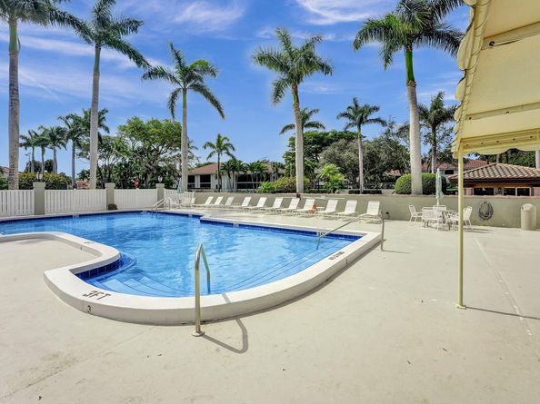 240 Captains Walk 510, Delray Beach FL 33483
