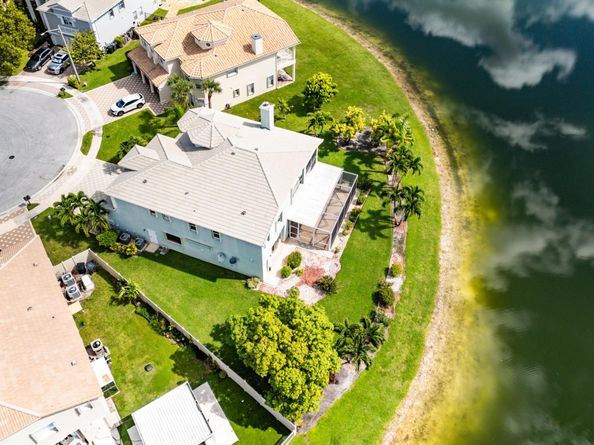 9334 Glidden Court, Wellington FL 33414