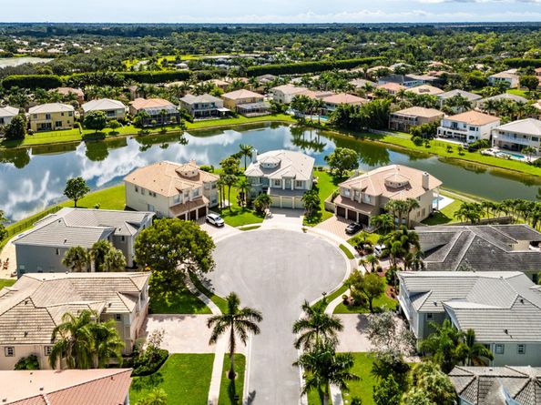 9334 Glidden Court, Wellington FL 33414