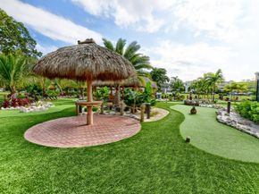 2005 Newport G, Deerfield Beach FL 33442