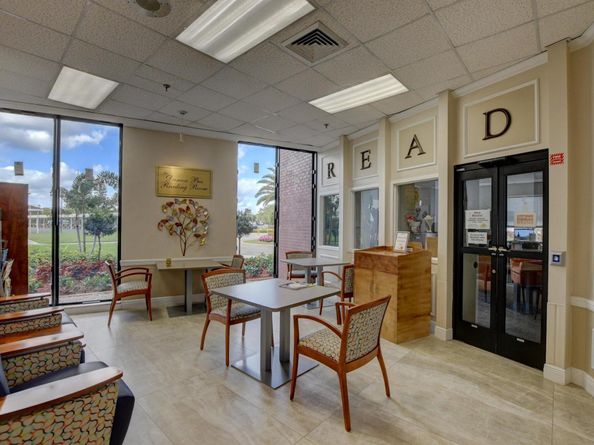 2005 Newport G, Deerfield Beach FL 33442