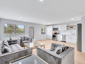 2005 Newport G, Deerfield Beach FL 33442