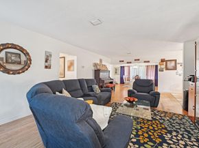 667 W Melrose Cir, Fort Lauderdale FL 33312