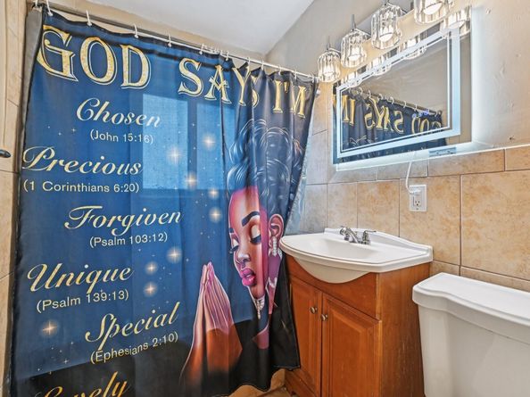 667 W Melrose Cir, Fort Lauderdale FL 33312