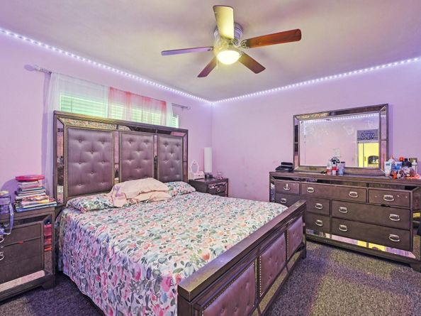 667 W Melrose Cir, Fort Lauderdale FL 33312