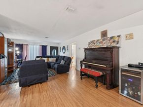 667 W Melrose Cir, Fort Lauderdale FL 33312