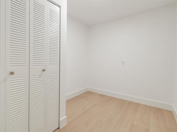 1901 Marina Isle Way 302, Jupiter FL 33477