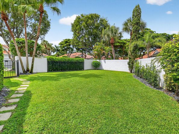2237 NW 52nd Street, Boca Raton FL 33496