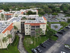 1810 N Lauderdale Ave 2100, North Lauderdale FL 33068
