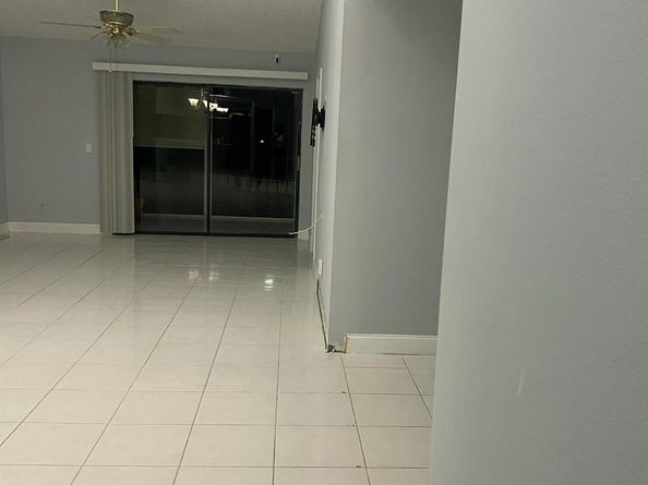 4711 Lucerne Lakes Boulevard E 204, Lake Worth FL 33467