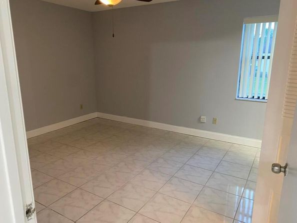 4711 Lucerne Lakes Boulevard E 204, Lake Worth FL 33467