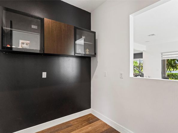 3821 NW 87th Way, Coral Springs FL 33065