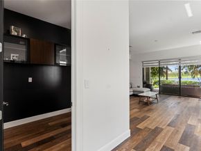 3821 NW 87th Way, Coral Springs FL 33065