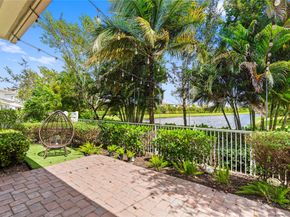 3821 NW 87th Way, Coral Springs FL 33065