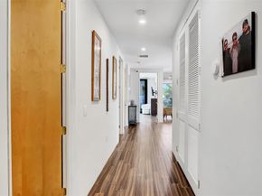 609 Poinciana Dr, Fort Lauderdale FL 33301