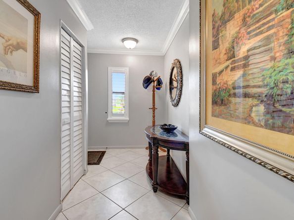 21214 Lago Circle B, Boca Raton FL 33433