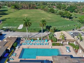 21214 Lago Circle B, Boca Raton FL 33433