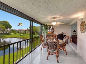 21214 Lago Circle B, Boca Raton FL 33433