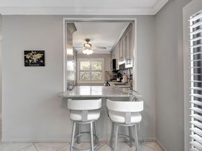 21214 Lago Circle B, Boca Raton FL 33433