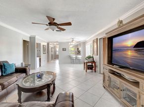 21214 Lago Circle B, Boca Raton FL 33433
