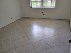 5245 NW 3rd St D, Delray Beach FL 33445