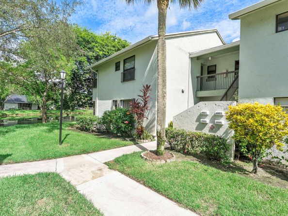 3993 Carambola Cir 2998, Coconut Creek FL 33066