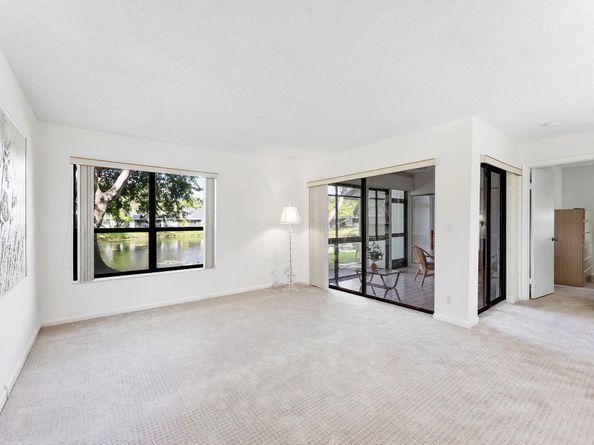 3993 Carambola Cir 2998, Coconut Creek FL 33066