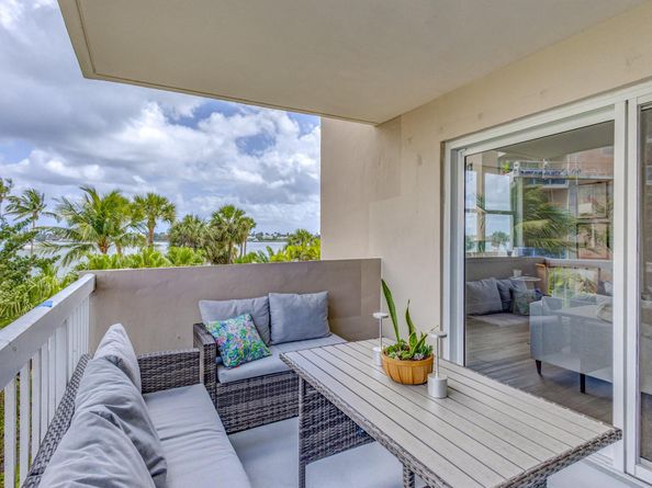 2600 N Flagler Drive 303, West Palm Beach FL 33407