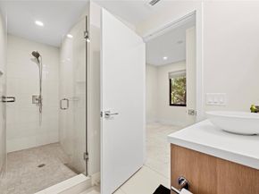 548 SE 1st Cir 548, Pompano Beach FL 33060