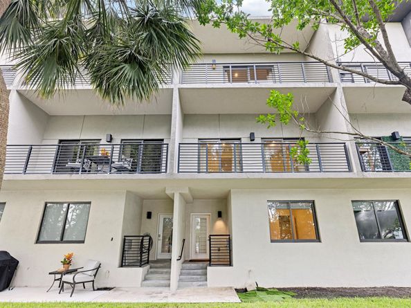 548 SE 1st Cir 548, Pompano Beach FL 33060