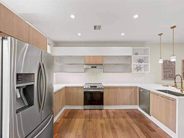 548 SE 1st Cir 548, Pompano Beach FL 33060