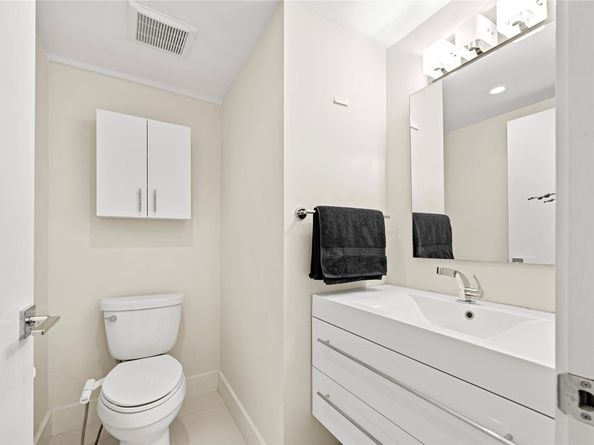 548 SE 1st Cir 548, Pompano Beach FL 33060