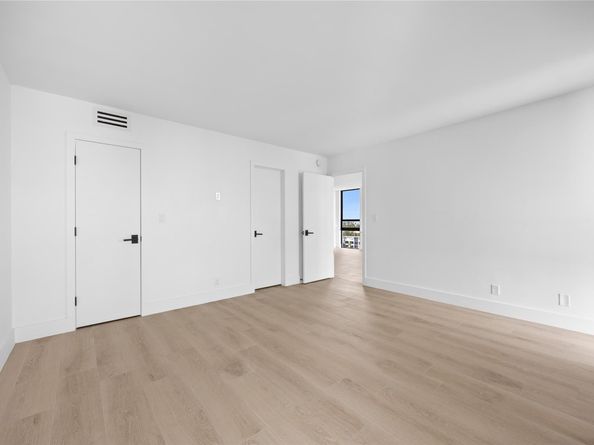 4800 E Bayview Dr 901, Fort Lauderdale FL 33308