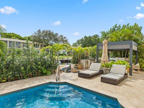 4850 NE 29th Ave, Lighthouse Point FL 33064