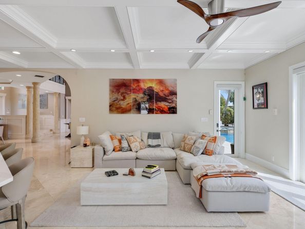 4850 NE 29th Ave, Lighthouse Point FL 33064