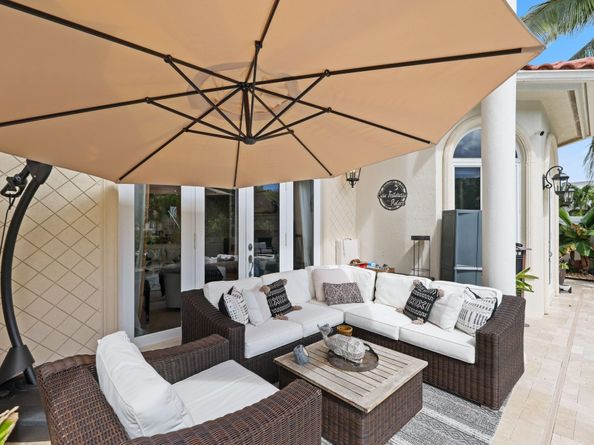 4850 NE 29th Ave, Lighthouse Point FL 33064