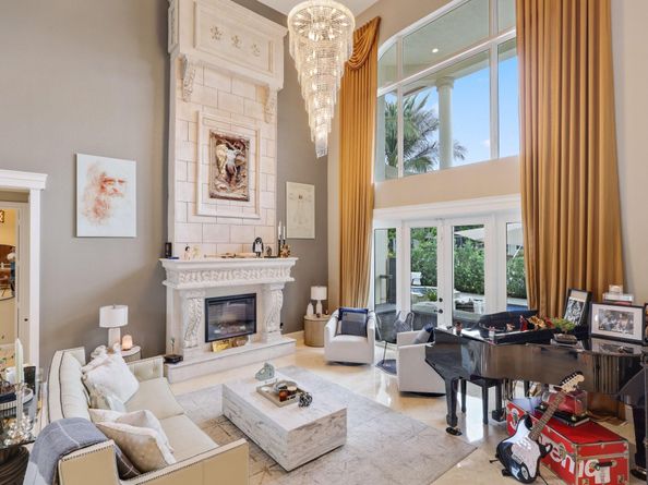 4850 NE 29th Ave, Lighthouse Point FL 33064