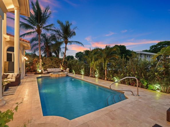 4850 NE 29th Ave, Lighthouse Point FL 33064