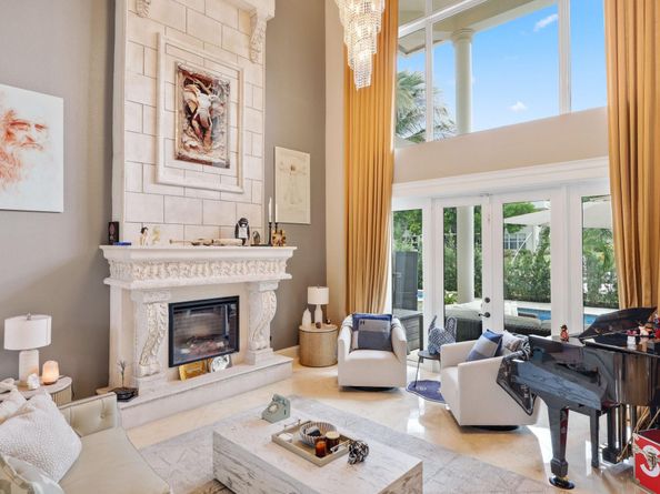 4850 NE 29th Ave, Lighthouse Point FL 33064